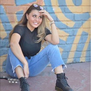 Meet your Posher, Nadia